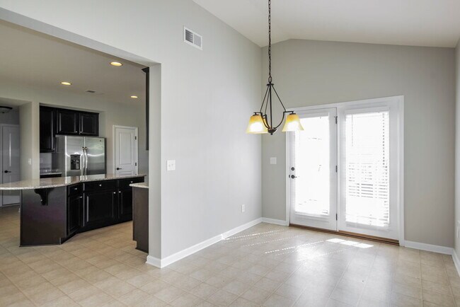Foto del edificio - 12427 Lookout Point Dr