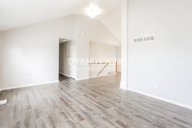 Building Photo - 615 Patrick Dr