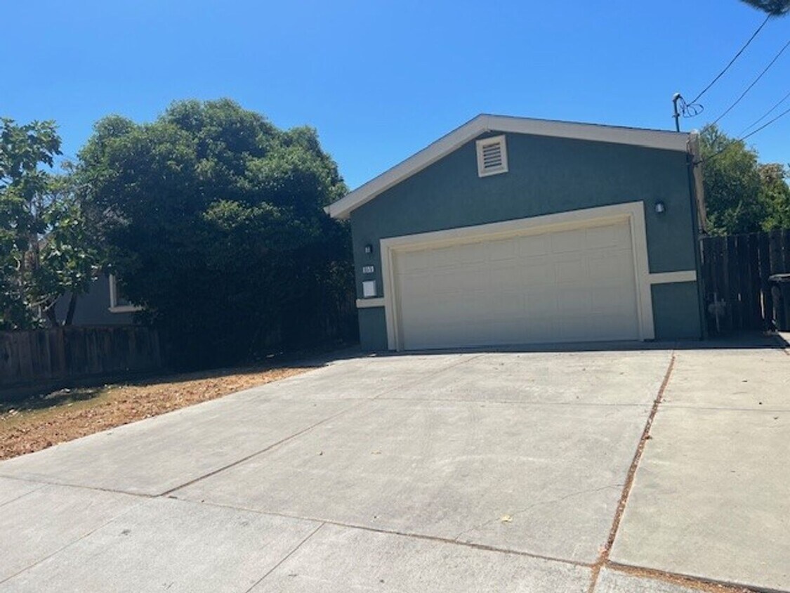 Willow Glen, 3 Bedrooms 2 Baths, Large si... - Willow Glen,  3 Bedrooms 2 Baths, Large si...