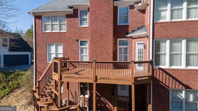 Building Photo - 9445 Stoney Ridge Ln