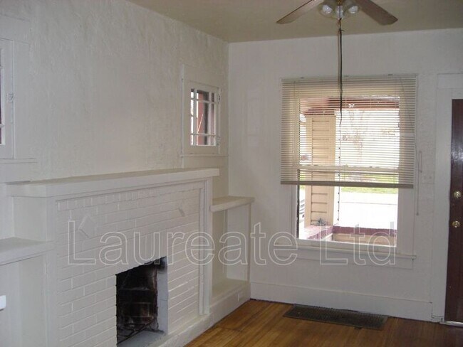 Foto del edificio - 4020 Lipan St