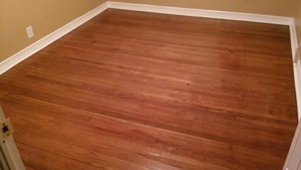 Foto principal - 308 S Watauga Ave