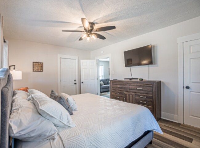 Foto del edificio - 332-334-334 W Market St