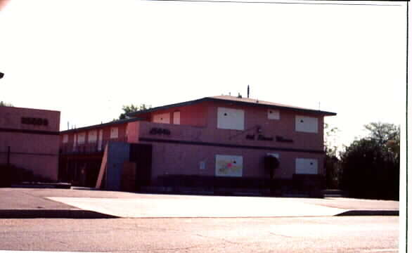 Primary Photo - 6th St Family Apartments