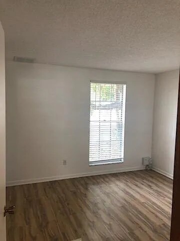 Bedroom - 2609 Hillsdale Ave
