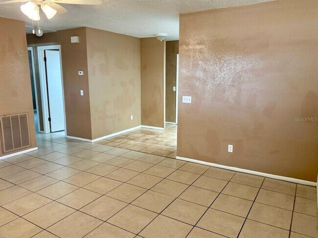 Foto del edificio - 5810 Montana Ave