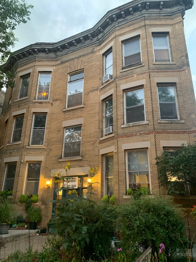 Building Photo - 661 Grand Ave