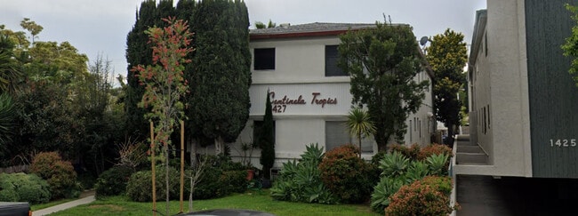 Building Photo - 1427 Centinela Ave