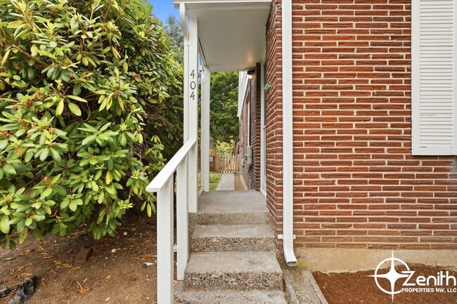 Photo - 404 East 17th Street Apartment