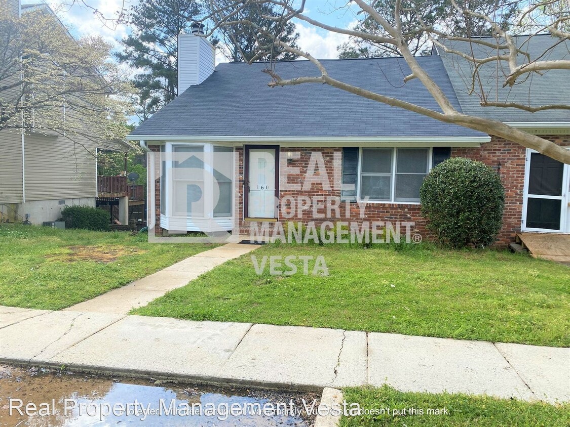 Primary Photo - 2 br, 2 bath House - 160 North Springs Ct