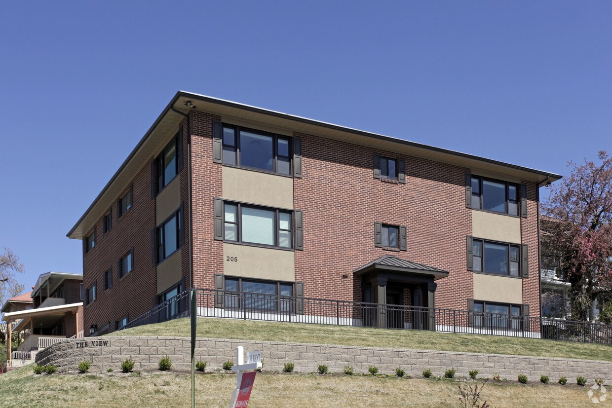 Foto principal - 205 6th Ave