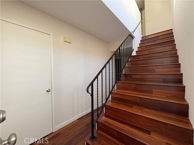 Building Photo - 537 Avenue A Ave