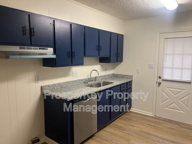 Building Photo - 453 Pecan Tree Ct