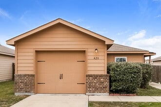 Building Photo - 428 Ruby Ln