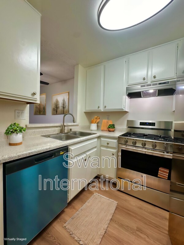 Foto del edificio - 26114 Belle Porte Ave