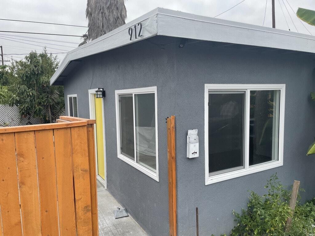 Primary Photo - 910 Easton Street, Unit 912