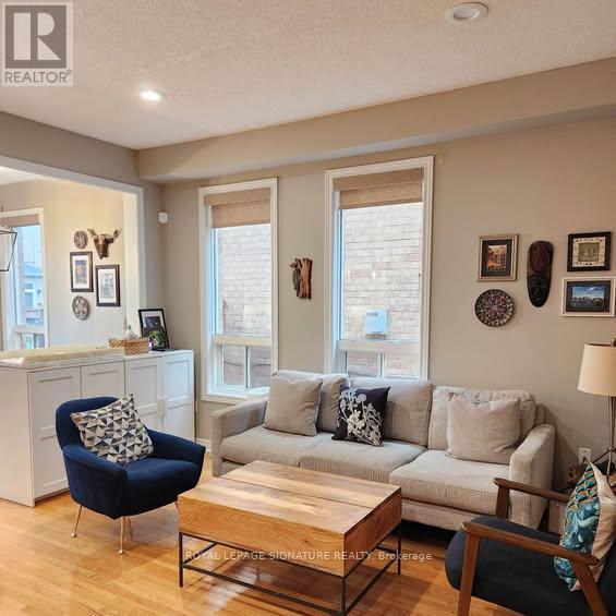 Photo du bâtiment - 971 Ledbury Crescent