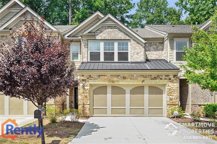 Primary Photo - Gated Community ,Newer home in Alpharetta ...