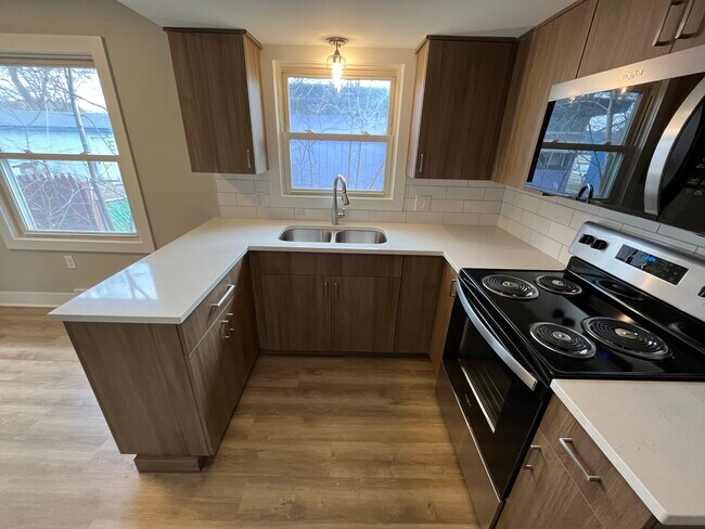 Foto del edificio - 393 W 20th St