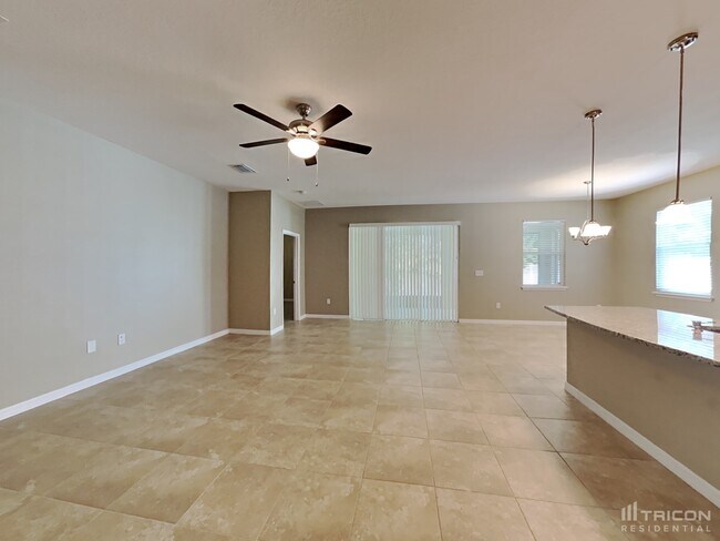 Foto del edificio - 11417 Warren Oaks Pl