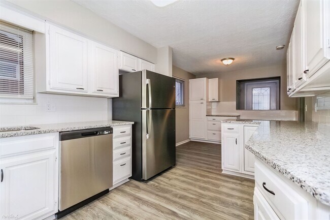 Building Photo - 3 br, 2 bath House - 798 Serben Dr