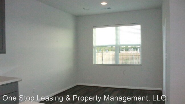 Foto del edificio - 3 br, 2 bath House - 119 Watercourse Way