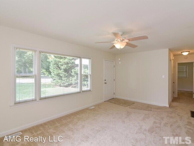 Foto del edificio - 3 br, 1 bath House - 2322 McKinney Street