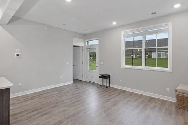 Building Photo - 7112 181st St W