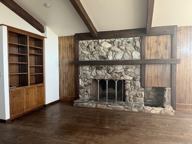 Foto del edificio - Amazing Mountain Views...