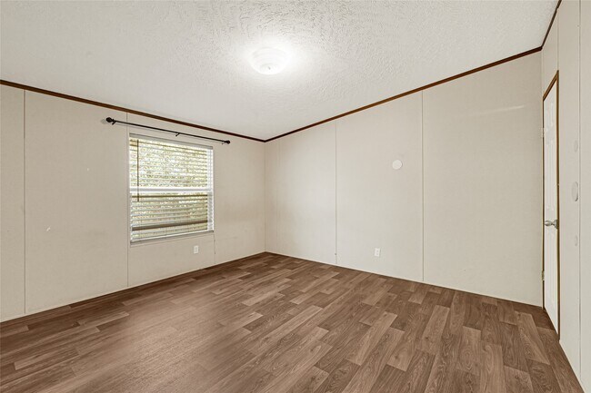 Building Photo - 18565 Huckleberry Ln