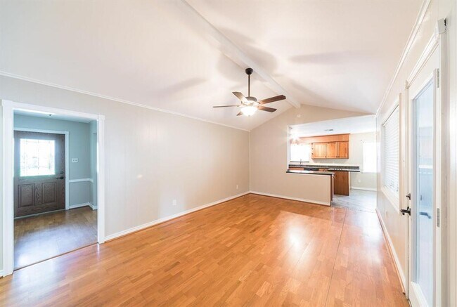 Foto del edificio - 6034 Spellman Rd