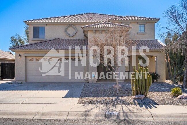 Building Photo - 1553 E Alba Dr