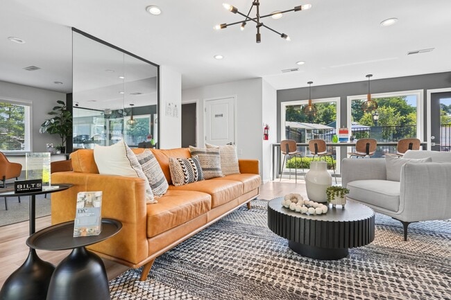 Photo - LYV Chapel Hill Apartments