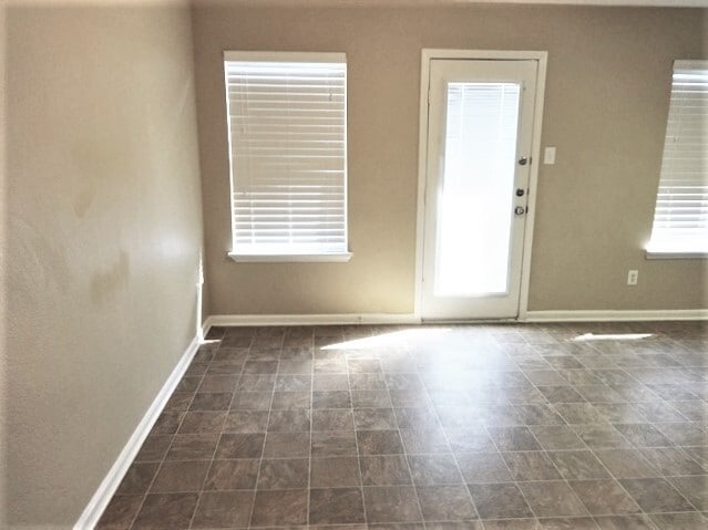 Building Photo - 4818 Bentonite Blvd