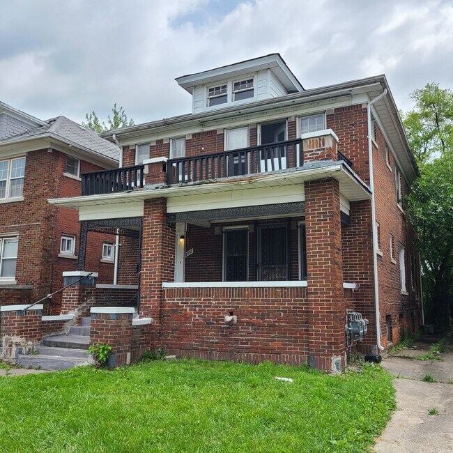 Foto del edificio - 2549 Highland St