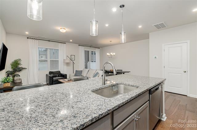 Building Photo - 7014 Fairmile Run