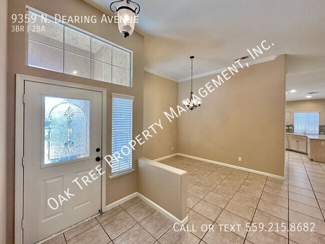 Foto del edificio - 9359 N Dearing Ave