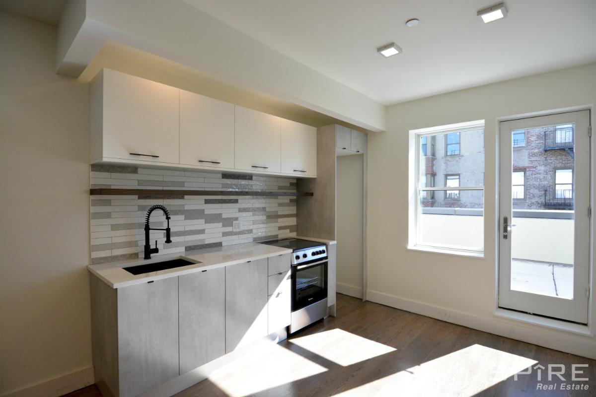 Primary Photo - 808 Saint Johns Pl