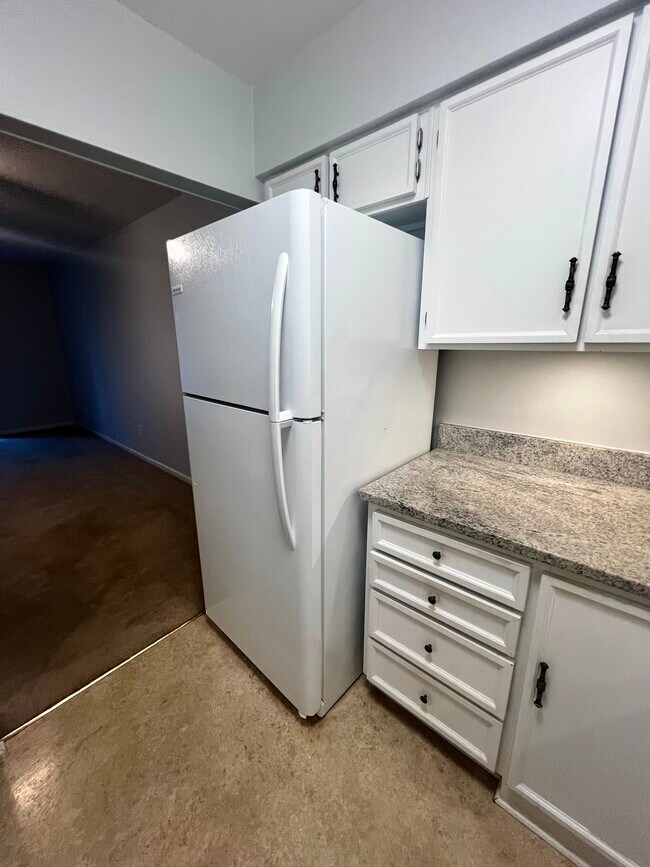 Foto del edificio - 301 Harbor Heights Dr