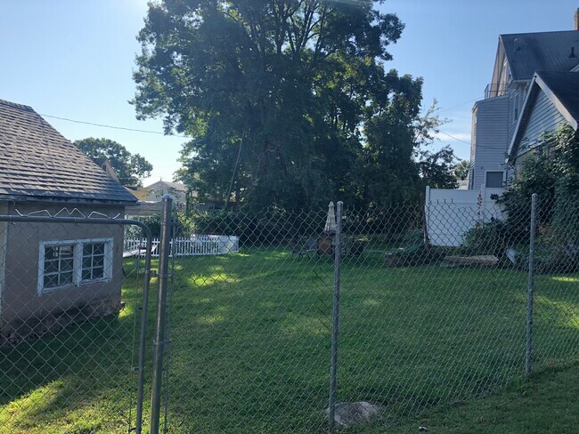 Foto del edificio - 37 Pine St