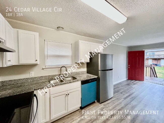 Building Photo - 24 Cedar Village Cir