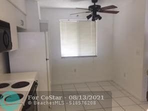 Building Photo - 2334 S Cypress Bend Dr