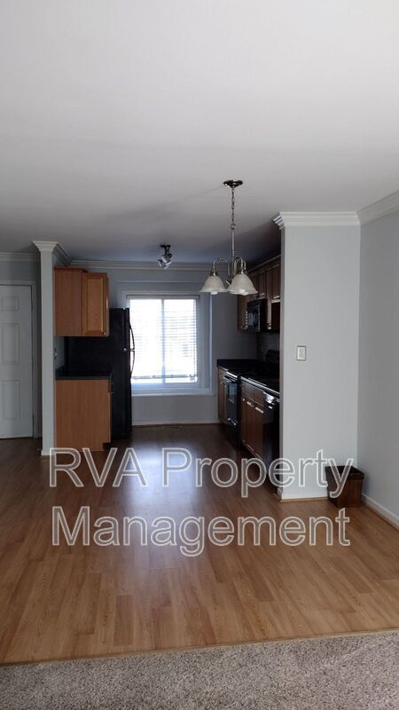 Foto del edificio - 1983 Airy Cir