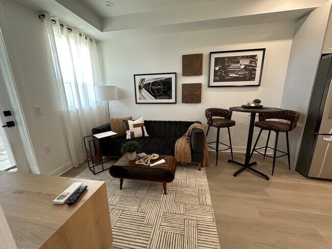 Photo du bâtiment - 20144-20186 86 Ave