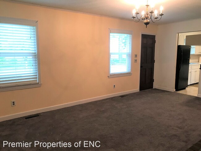 Building Photo - 3 br, 3 bath House - 1322 Fountaintown Road