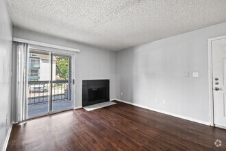 1BR, 1BA - 575SF - Living - The Summit Apartments