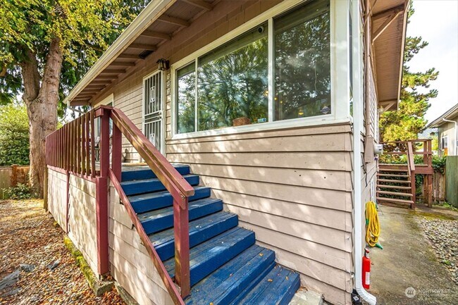 Foto del edificio - Great Leschi location!