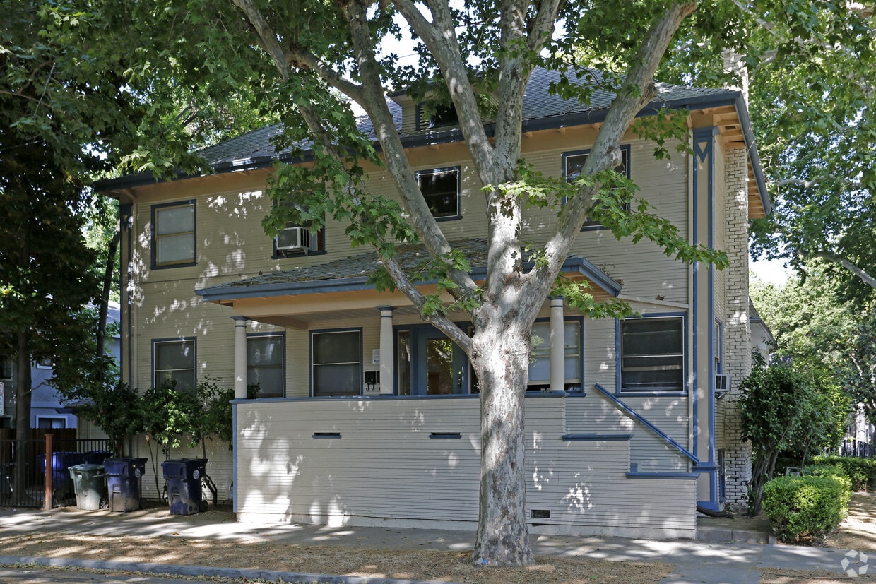 Primary Photo - 2430 H St