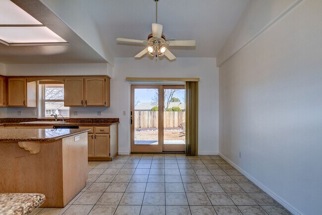 Foto del edificio - Home for Rent in Prescott Valley!