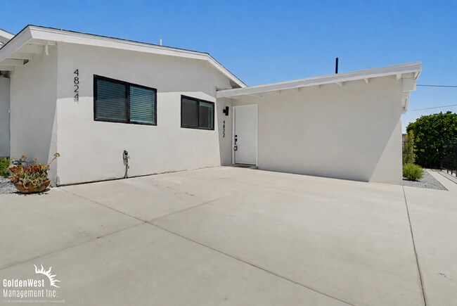 Foto del edificio - Beautifully Renovated 3Bdm 2Ba Apartment Home in San Diego!